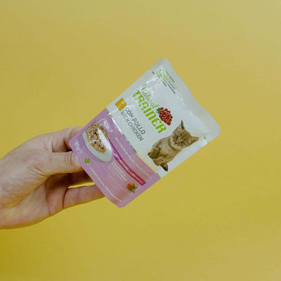 Natural Trainer - Kat Kitten Junior Chicken Pouch 12 x 85 gram